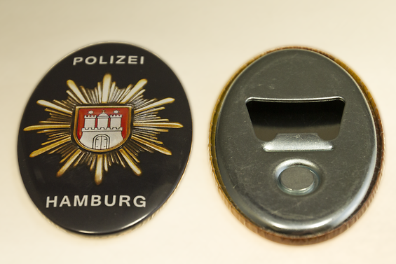 Doppeltes Galerieformat Flaschenoffner Polizei